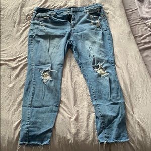 ripped skinny jeans